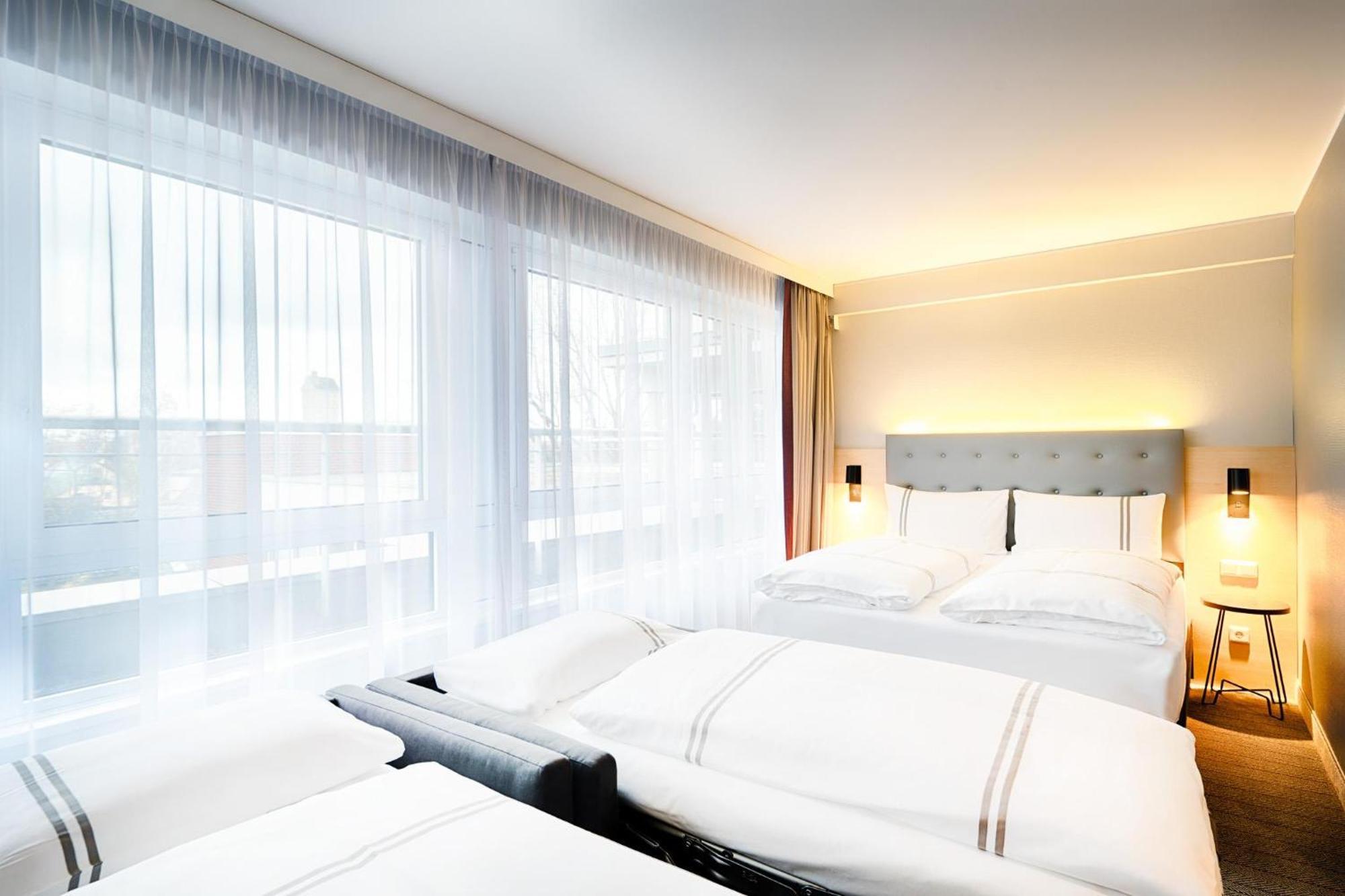 Quadruple Room,1766868969:JPEG
