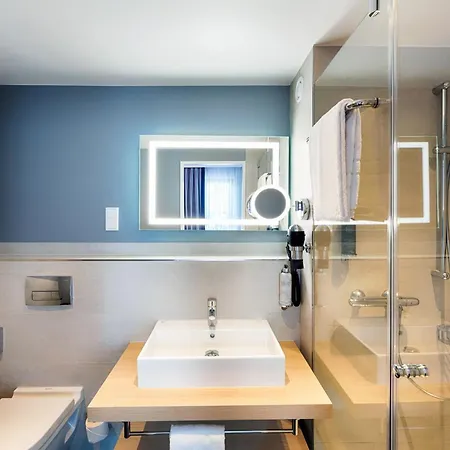 Premier Inn Berlin Airport-2
